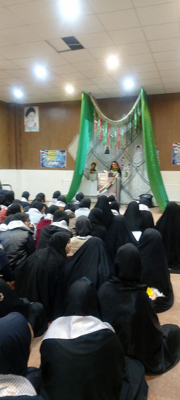 دبیرستان دخترانه غیر دولتی آینده نگر